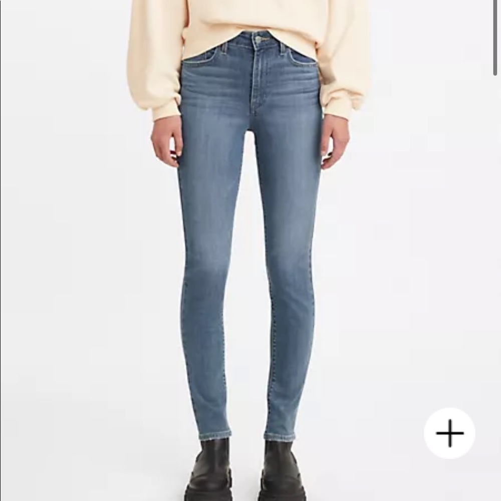 Levi’s - 721 HIGH RISE SKINNY WOMEN'S JEANS - Size 26 - Medium Wash